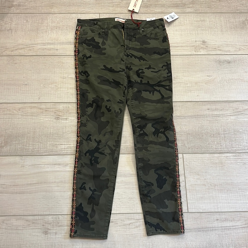 Olive green Driftwood pants